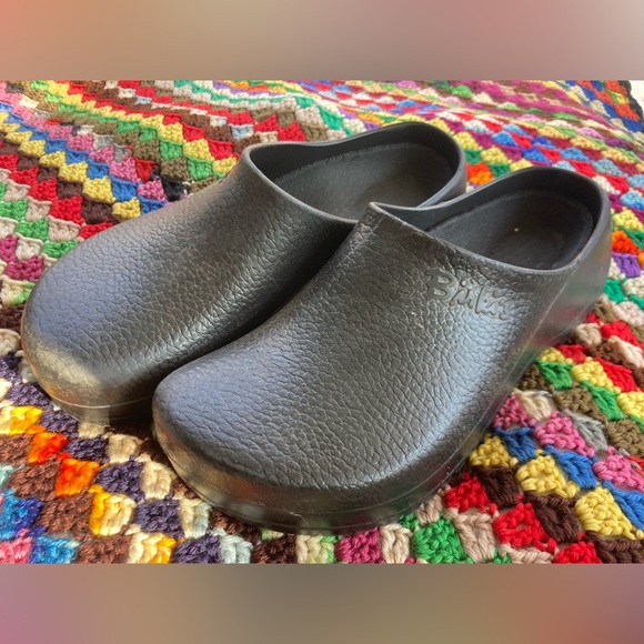 Birkenstock Shoes - Birkenstock Birkis plastic gardening clogs
